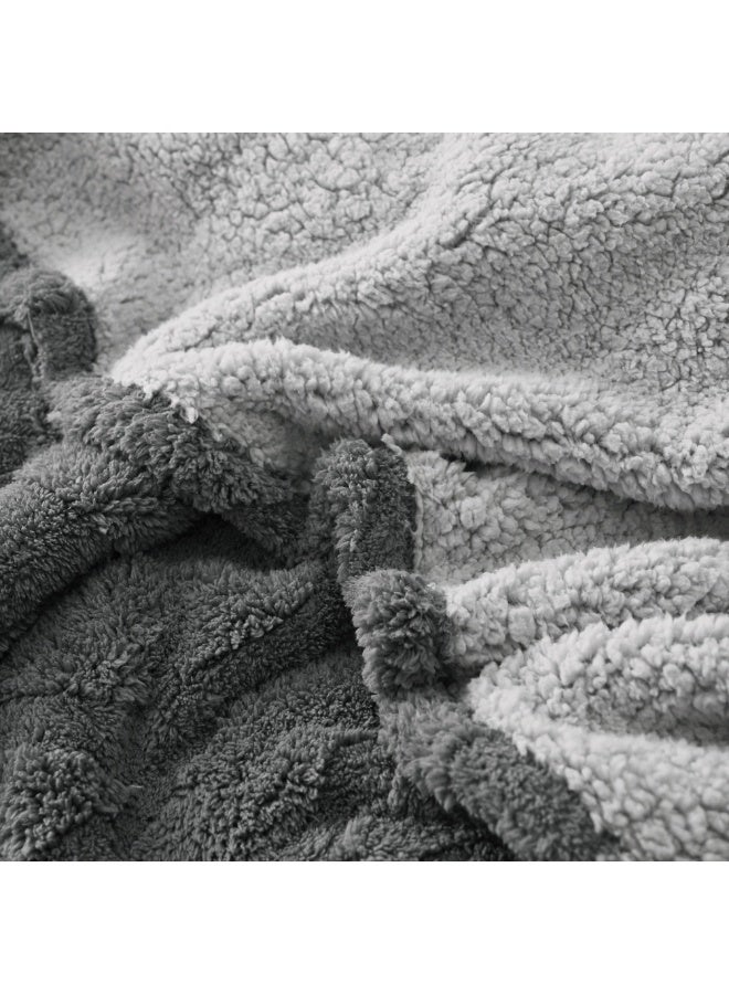 MORANO Sherpa Dreams Blanket, 2 Ply, 220 x 240 cm, 100% Polyester, Reversible Jacquard/Sherpa Design, Winter Warmth - Image 1
